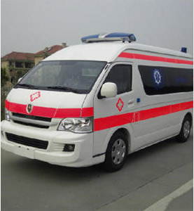 松潘县上汽大通救护车