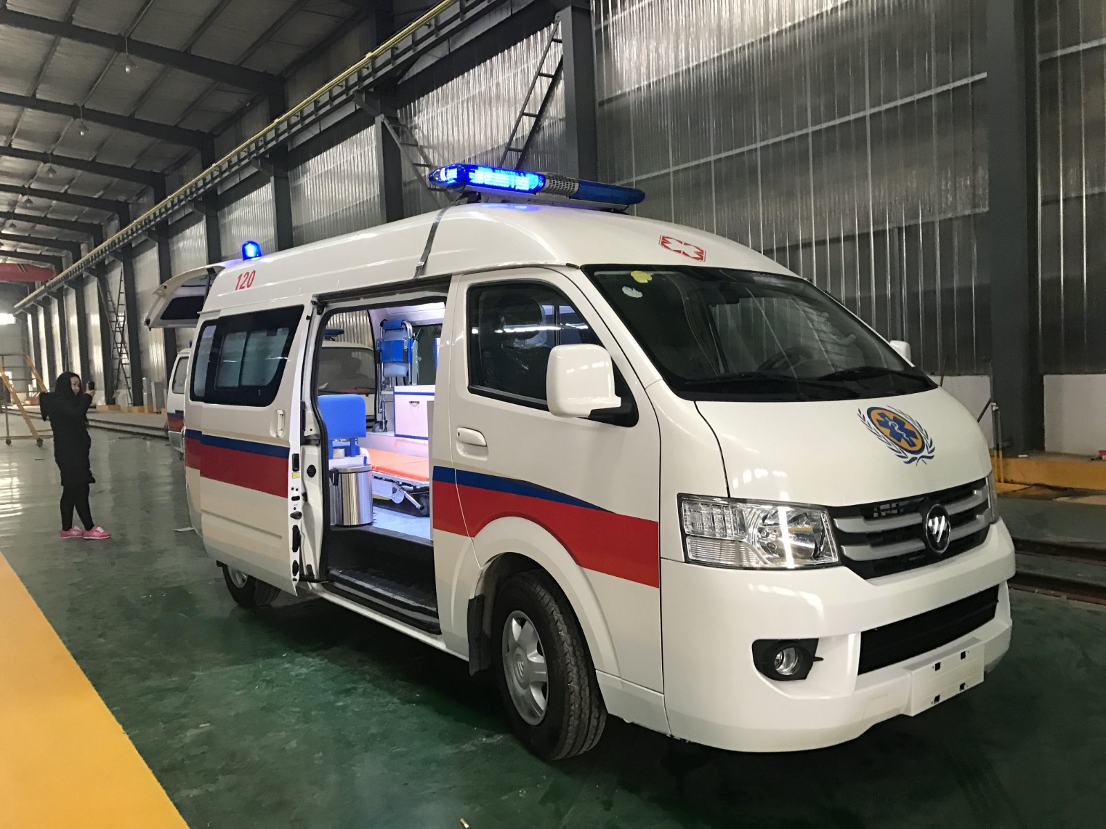 松潘县救护车转院
